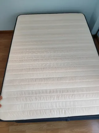 Colchón 135cm Casi Sin Uso más somier de laminas