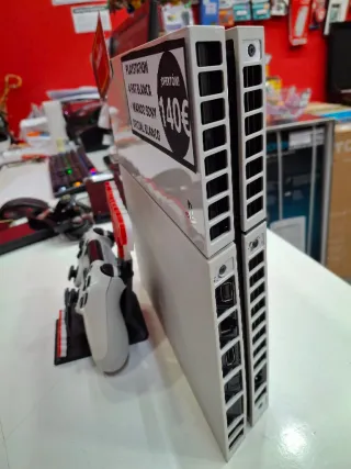 PS4 FAT Bianca + Controller Sony Ufficiale