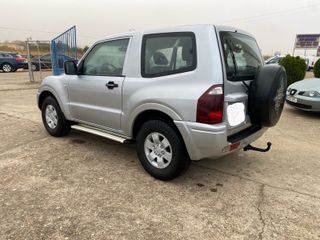 Mitsubishi Montero 2006