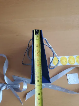 Busta regalo Swarovski blu con nastri