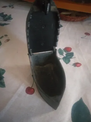 Plancha de carbón antigua