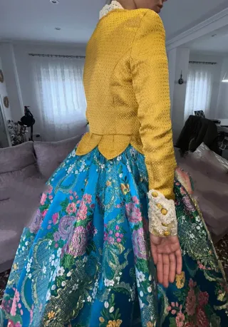 Vestido Fallera Talla 36 Azul Cielo con calzado