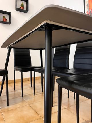Mesa comedor negra con 6 sillas