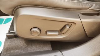 Volvo XC40 T4 Twin Recharge R-Design Auto