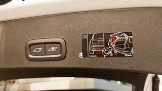 Volvo XC40 T4 Twin Recharge R-Design Auto