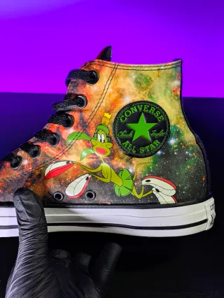 Converse Chuck Taylor Looney Tunes High Top