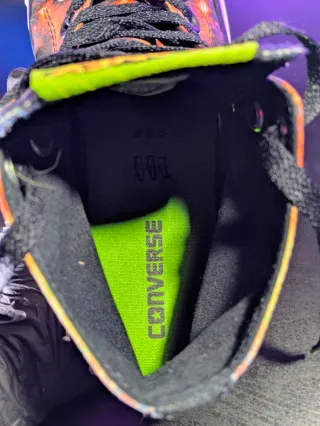 Converse Chuck Taylor Looney Tunes High Top