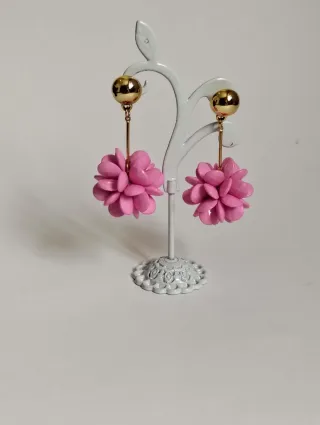 Pendientes flor rosa acero dorado