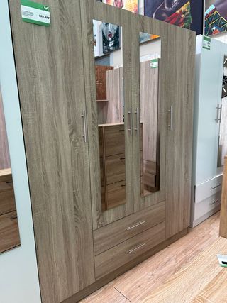 Armario 4 puertas con espejo