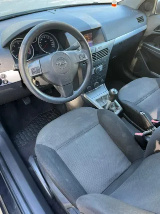 150.000KM OPEL ASTRA GTC ETIQUETA B ITV MARZO 2027