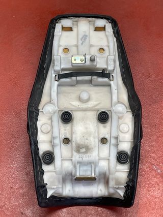 Asiento FZS1000 2003