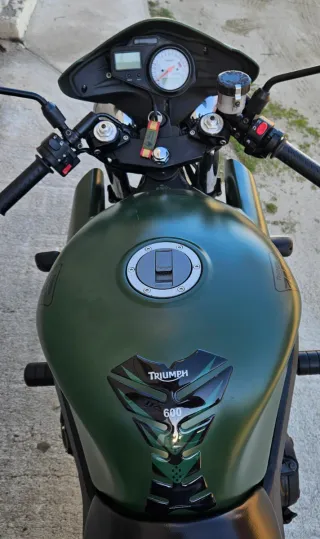 Triumph Speed Four 599cc