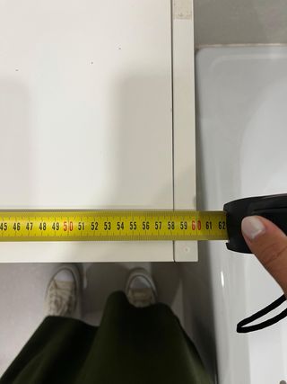 Estantería metálica blanca