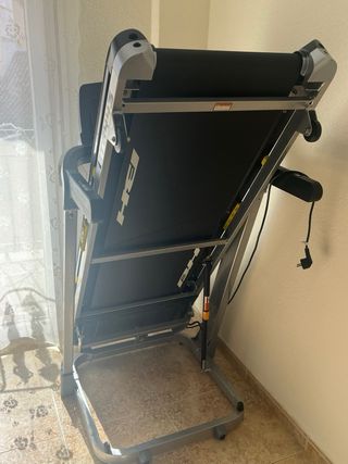 Cinta de correr BH Fitness plegable