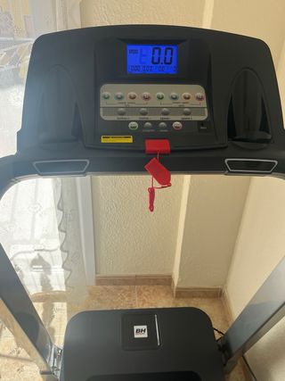 Cinta de correr BH Fitness plegable