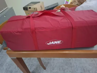 Cuna de viaje Jane roja