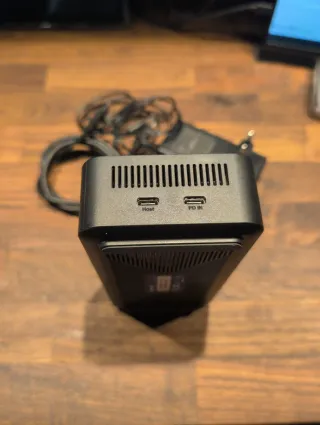 Docking Station 13 en 1 - Conecta 3 monitores y di