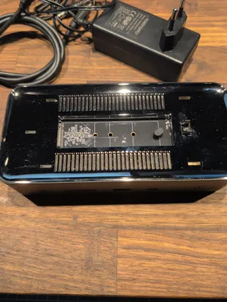 Docking Station 13 en 1 - Conecta 3 monitores y di