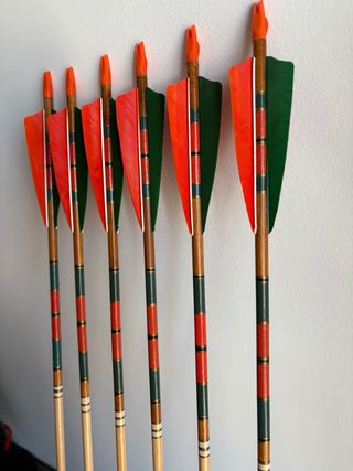 Frecce in legno per tiro con l'arco