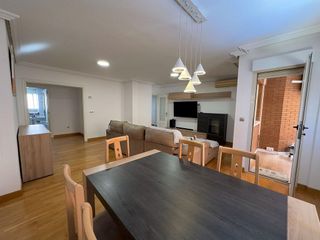 Piso en alquiler en Paus - Poligono San Blas en Alicante