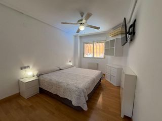 Piso en alquiler en Paus - Poligono San Blas en Alicante