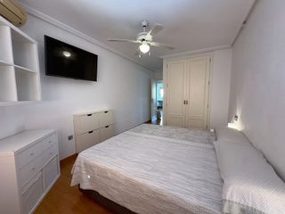 Piso en alquiler en Paus - Poligono San Blas en Alicante