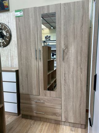 Armario 3 puertas con espejo y cajones