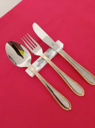 Posacubiertos de mármol blanco italiano