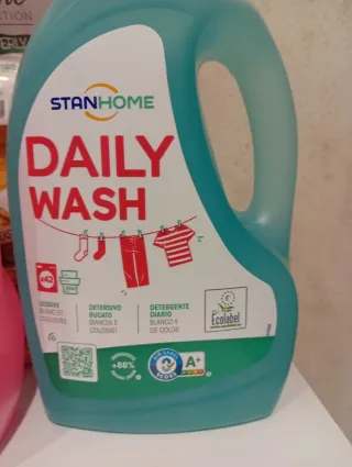 Set Bucato Stanhome con tovaglia pasquale 12 posti