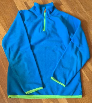 Forro polar azul con cremallera