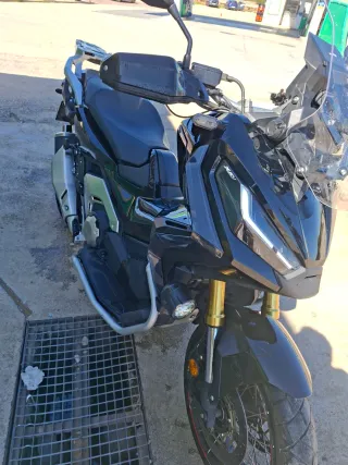 Honda XADV 750