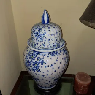 Coppia vasi decorativi blu e bianchi