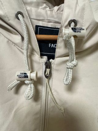 Chubasquero The North Face Beige