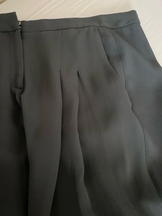 Pantalón Uterqüe de viscosa gris