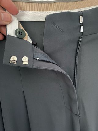 Pantalón Uterqüe de viscosa gris