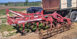 Cultivador chisel Ovlac 10 brazos 3 filas 3 metros