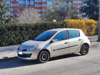 Renault Clio 2007 - 85.000 km - Etiqueta C