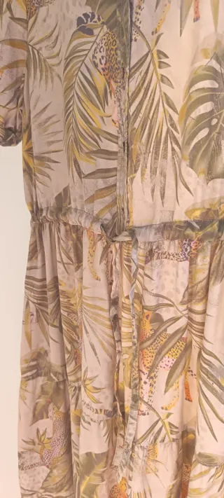 Vestido Desigual Estampado Tropical