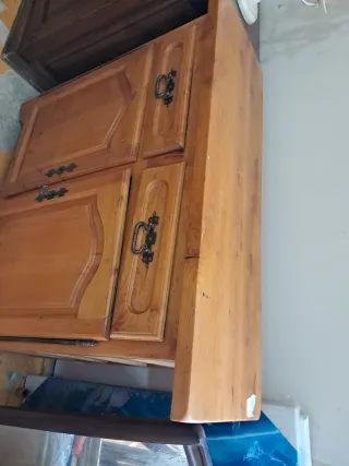 Aparador de madera maciza