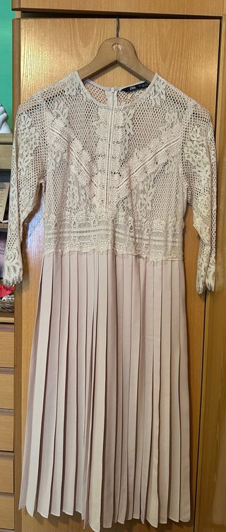 Vestido Zara Beige Talla L Encaje Plisado