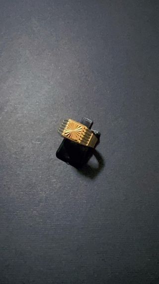 Anello Scudo Diamantato in Oro 18Kt 750