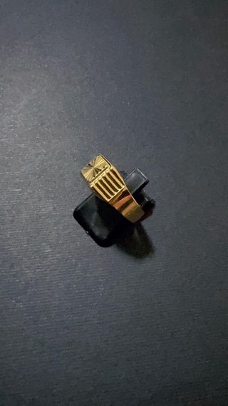 Anello Scudo Diamantato in Oro 18Kt 750