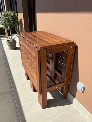 Mesa plegable jardín de madera. IKEA