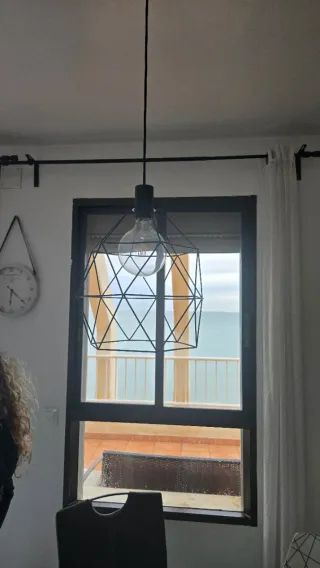 Lámpara colgante geométrica negra