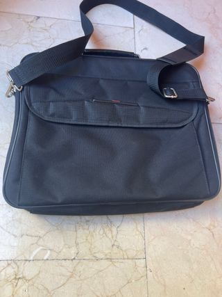 Maletín portátil Toshiba negro