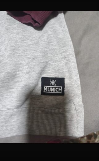 Sudadera Munich Talla S Gris y Burdeos