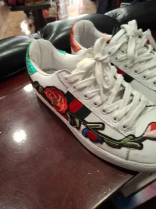 Tenis Gucci Bordados Multicolor