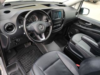 MERCEDES-BENZ Vito 116CDI AT 120kW Tourer Select Compacta