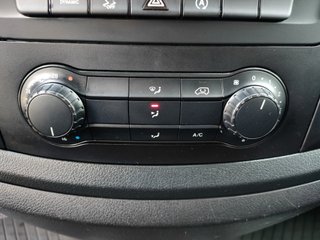 MERCEDES-BENZ Vito 116CDI AT 120kW Tourer Select Compacta