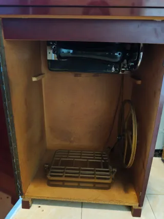 Máquina de coser Alfa vintage